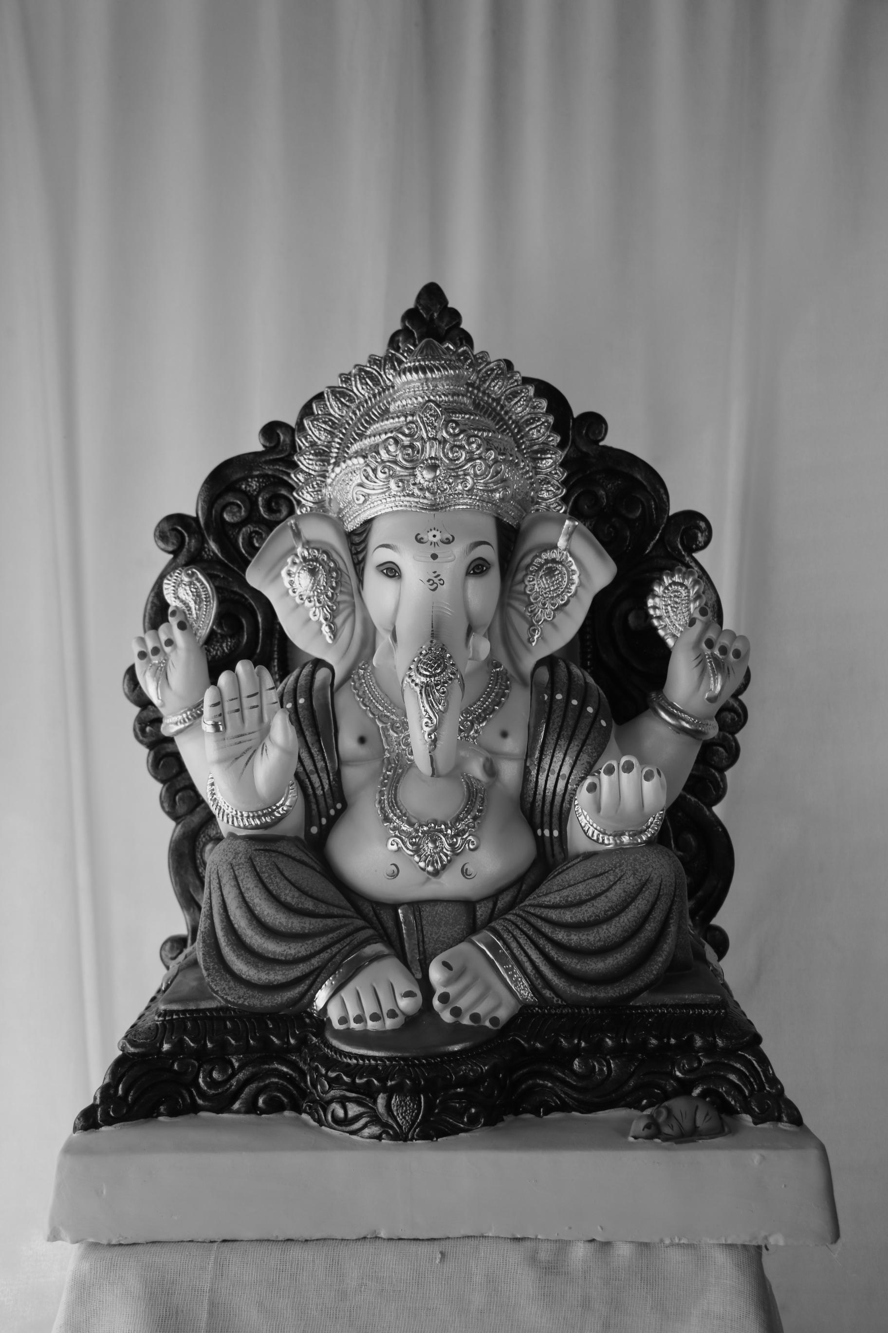 Motha Mhaisuri Ganpati | POP Ganpati | 24 Inches Height | MSKK-0036-POP-24-MOTHA-PSKK-DNOA Motha Mhaisuri Ganpati | POP Ganpati | 24 Inches Height | MSKK-0036-POP-24-MOTHA-PSKK-DNOA