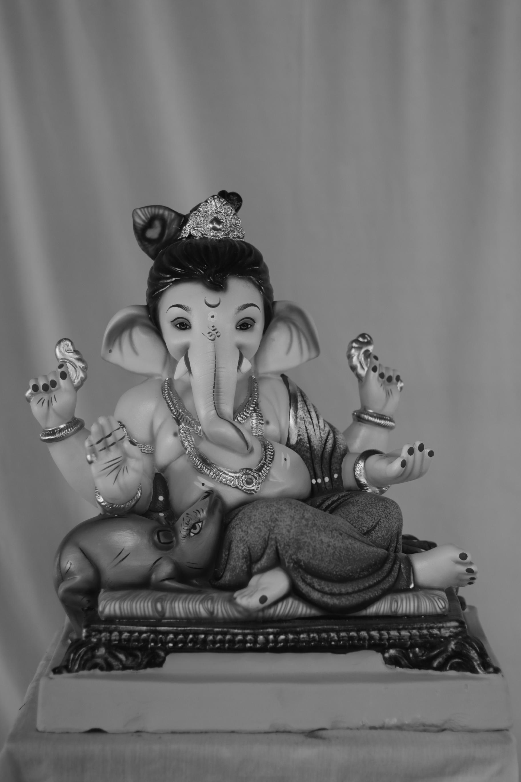 Shinde Baal Ganesh Ganpati | Eco Friendly Shadu Mati Ganpati | 17 Inches Height | MSKK-0031-SHA-17-SHIND-PSKK-DNOA-VXX Shinde Baal Ganesh Ganpati | Eco Friendly Shadu Mati Ganpati | 17 Inches Height | MSKK-0031-SHA-17-SHIND-PSKK-DNOA-VXX