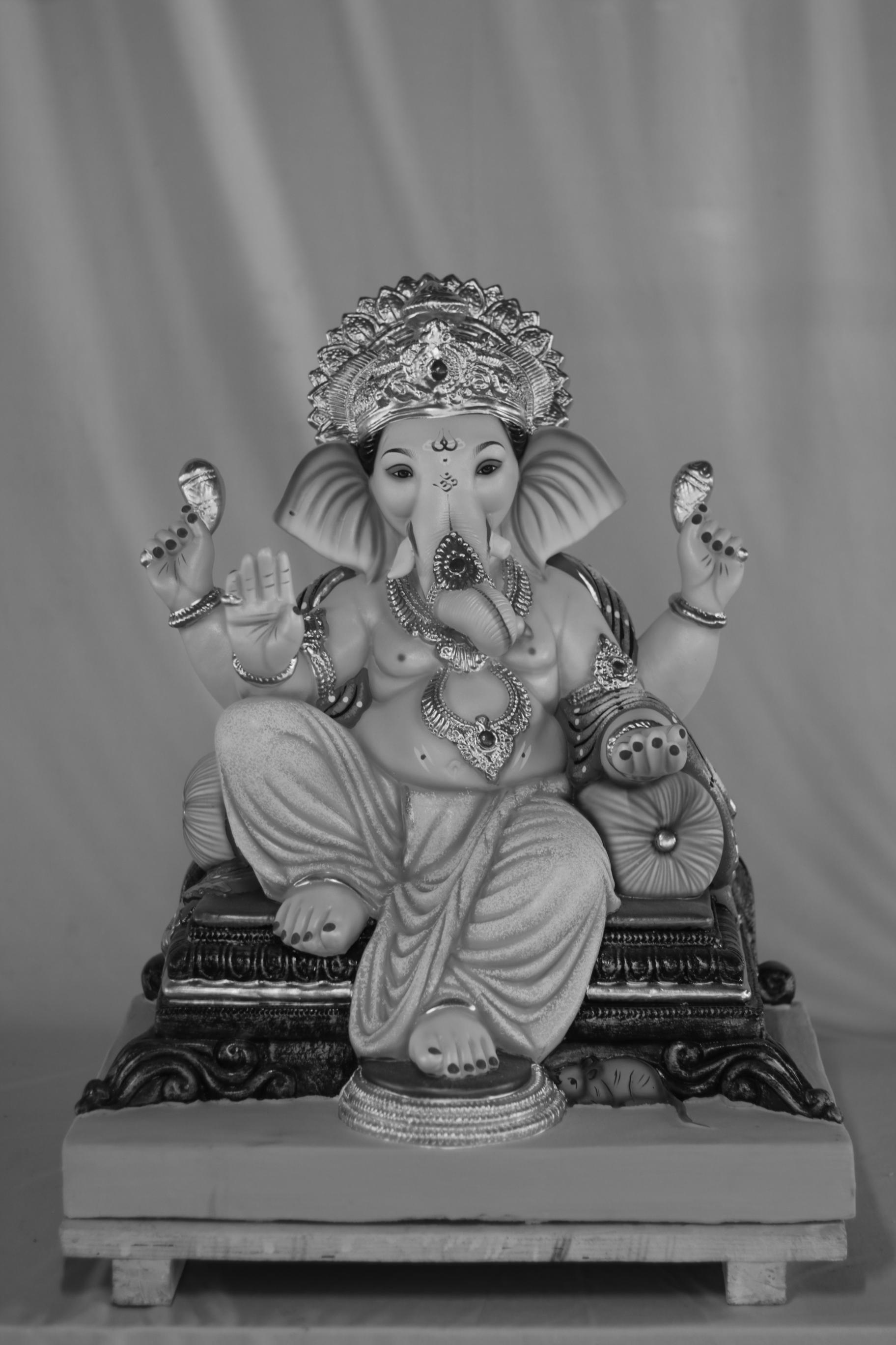 Weling Prabhaval Ganpati | Eco Friendly Shadu Mati Ganpati | 22 Inches Height | MSKK-0062-SHA-22-WELIN-PSKK-DNOA-VXX Weling Prabhaval Ganpati | Eco Friendly Shadu Mati Ganpati | 22 Inches Height | MSKK-0062-SHA-22-WELIN-PSKK-DNOA-VXX