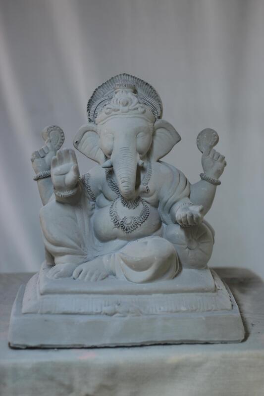 Peshwa Navin Ganpati | Shadu Mati Ganpati | 12 Inches Height | MSKK-0078-SHA-12-PESHW-PSKK-DNOA Peshwa Navin Ganpati | Shadu Mati Ganpati | 12 Inches Height | MSKK-0078-SHA-12-PESHW-PSKK-DNOA